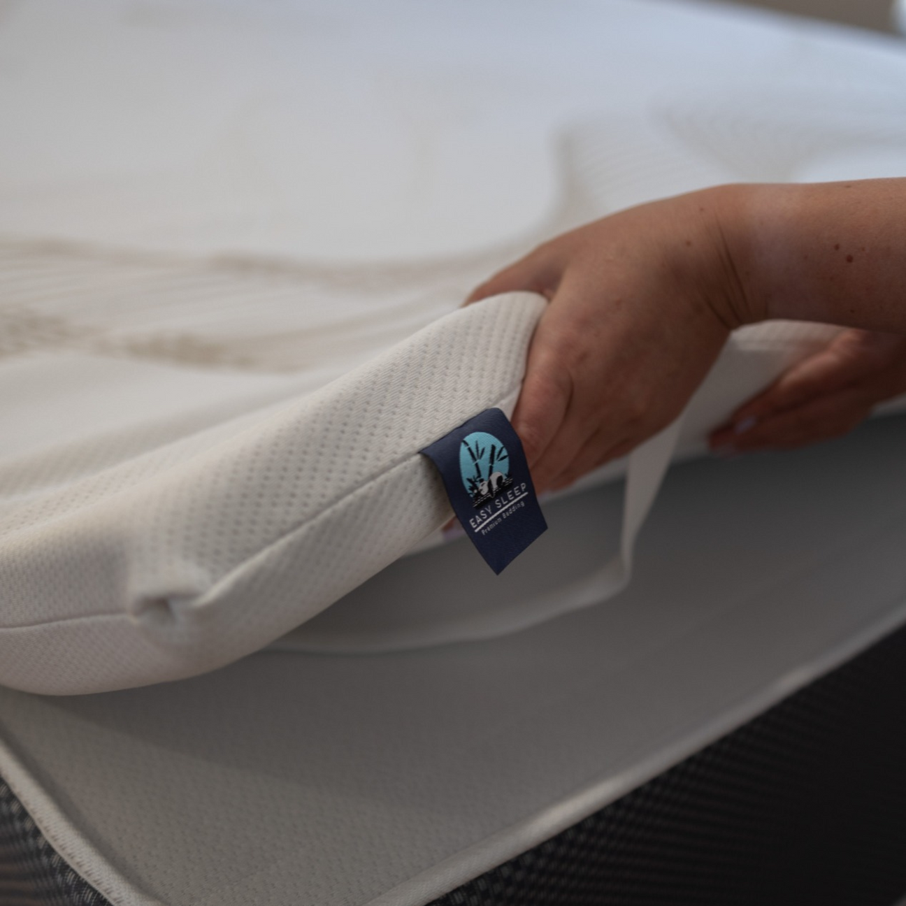 Easy Sleep™ Premium Mattress Topper
